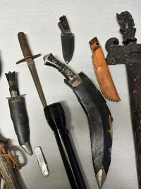 Samling diverse blankvåben
