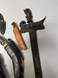 Samling diverse blankvåben