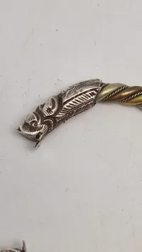 Ægte armbånd fra Napal se beskrivelse