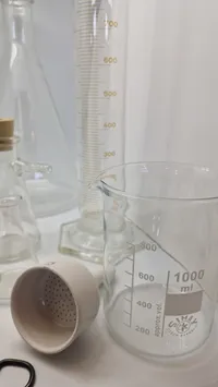 Samling Laboratorie kolber mm SKAL HENTES I VORDINGBORG