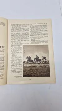 Originalt Hilf mit! Illustrierte deutsche Schülerzeitung" fra juni 1936. Magasinet var en del af "Berliner Illustrirte Zeitung" (BIZ)