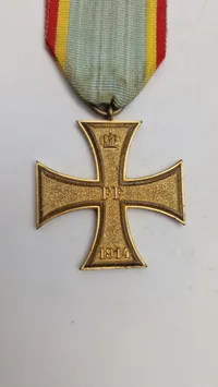 Originalt eks. af Mecklenburg-Schwerin Militære Fortjenstkors, 1. klasse, fra 1914. Dette er en militær dekoration, der blev genindført af Storhertug Friedrich Franz IV under Første Verdenskrig