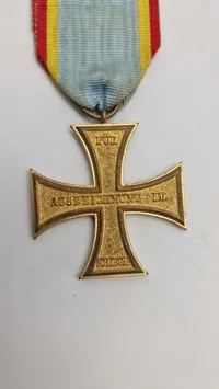 Originalt eks. af Mecklenburg-Schwerin Militære Fortjenstkors, 1. klasse, fra 1914. Dette er en militær dekoration, der blev genindført af Storhertug Friedrich Franz IV under Første Verdenskrig