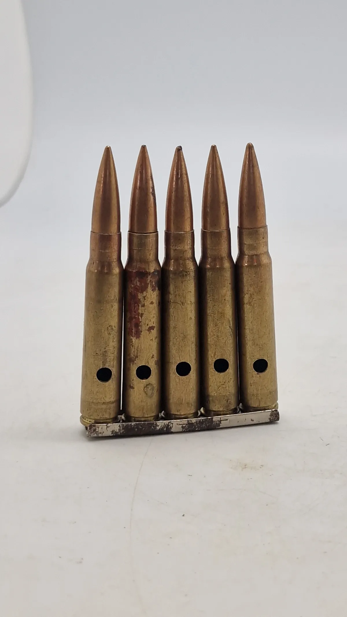 Original ladeskinne med tyske 8X57JS patroner fra ww2 - Deaktiverede
