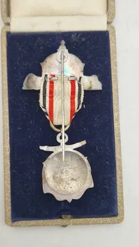 Originalt “Ehrenwart Deutscher Flottenverein" med æske