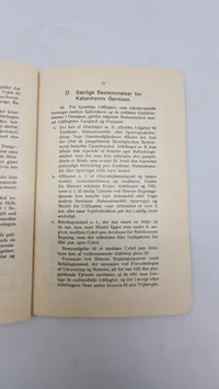 Samling lærebøger fra forsvaret