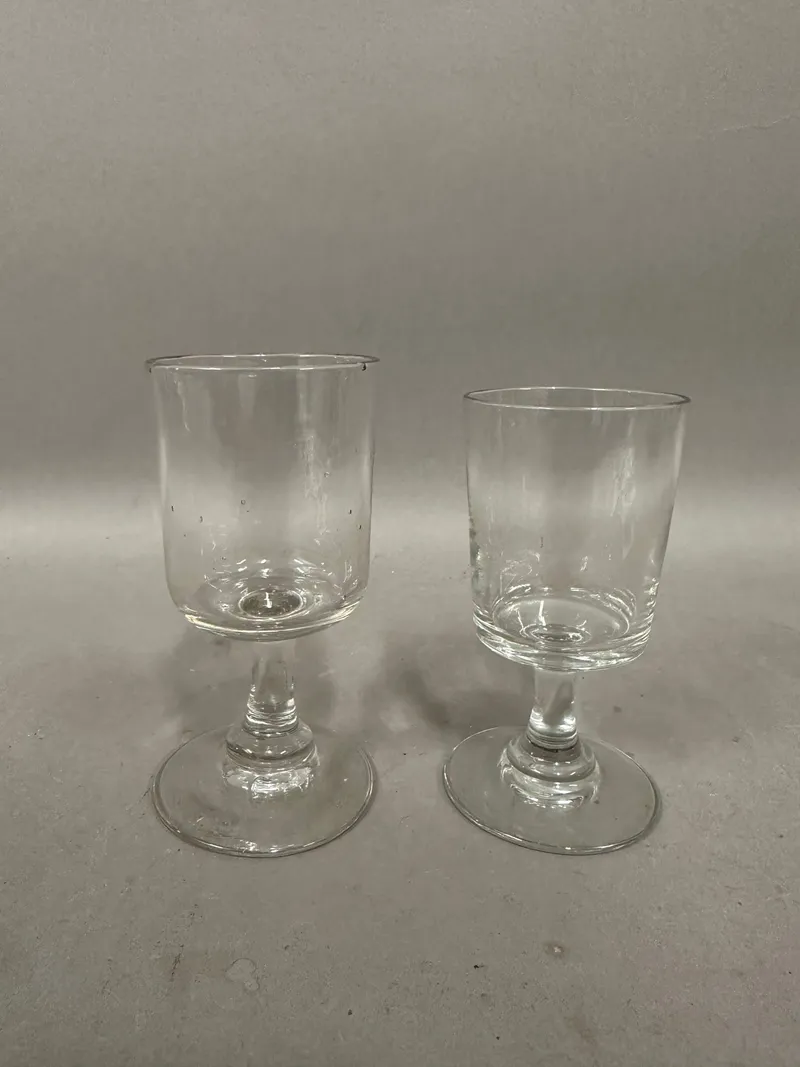 Mundblæste Beatrice glas fra Holmegaard
