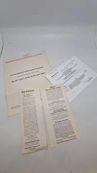 “Fünf Jahre Arbeit an den Straßen Adolf Hitlers" og er en fotobog fra Nazityskland, der dokumenterer konstruktionen af Reichsautobahn, Tysklands motorvejssystem, i de første fem år af dets opførelse.