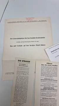 “Fünf Jahre Arbeit an den Straßen Adolf Hitlers" og er en fotobog fra Nazityskland, der dokumenterer konstruktionen af Reichsautobahn, Tysklands motorvejssystem, i de første fem år af dets opførelse.