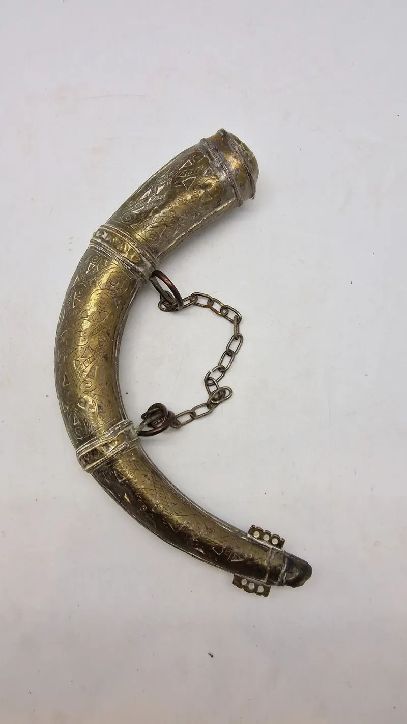 Originalt Arabisk krudthorn