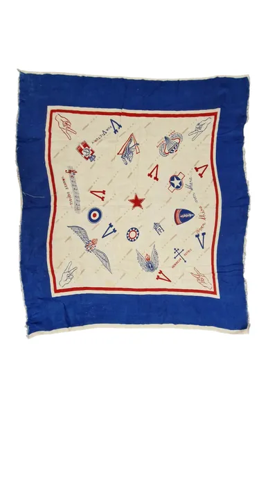 Originalt silketørklæde fra maj dagene 1945
