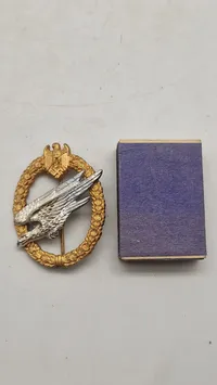 Luftwaffe Fallschirmjäger  Abzeichen des heeres - Ekstremt veludført efterkrigs