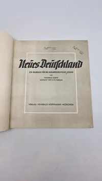 Original bog - Neues Deutschland: Ein Bildbuch für Die Auslandsdeutsche Jugend" (Nye Tyskland: En billedbog for tysk ungdom i udlandet).