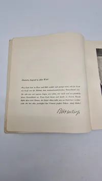 Original bog - Neues Deutschland: Ein Bildbuch für Die Auslandsdeutsche Jugend" (Nye Tyskland: En billedbog for tysk ungdom i udlandet).