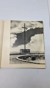 Original bog - Neues Deutschland: Ein Bildbuch für Die Auslandsdeutsche Jugend" (Nye Tyskland: En billedbog for tysk ungdom i udlandet).