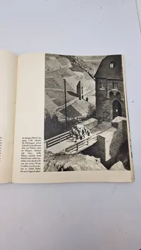 Original bog - Neues Deutschland: Ein Bildbuch für Die Auslandsdeutsche Jugend" (Nye Tyskland: En billedbog for tysk ungdom i udlandet).