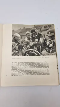 Original bog - Neues Deutschland: Ein Bildbuch für Die Auslandsdeutsche Jugend" (Nye Tyskland: En billedbog for tysk ungdom i udlandet).