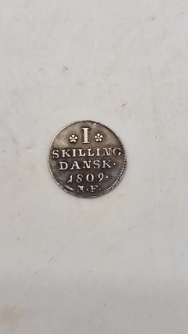 Original 1 skilling 1809, sølv 0,92 gram - højt møntskær