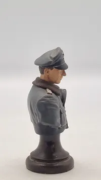 Veludført model af tysk Waffen SS officer