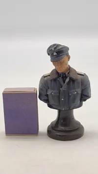 Veludført model af tysk Waffen SS officer
