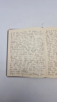 Original dansk dagbog der beskriver en del af besættelses årene fra 9 April 1940 til 1943