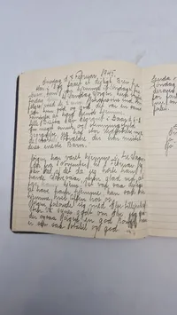 Original dansk dagbog der beskriver en del af besættelses årene fra 9 April 1940 til 1943