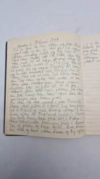 Original dansk dagbog der beskriver en del af besættelses årene fra 9 April 1940 til 1943