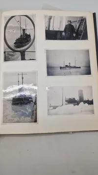 Stort originalt familie lot fra Far/søn mm som har været i marinen samt sejlet med DSB’s dampfærger mm. Mulighed for massere af research