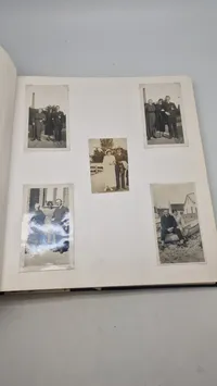 Stort originalt familie lot fra Far/søn mm som har været i marinen samt sejlet med DSB’s dampfærger mm. Mulighed for massere af research