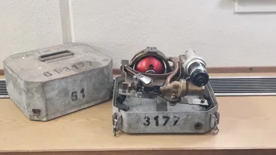 Original Svensk torpedo gyro i kasse