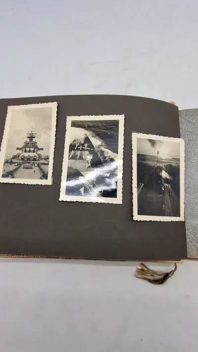 Originalt Krigmarine fotoalbum