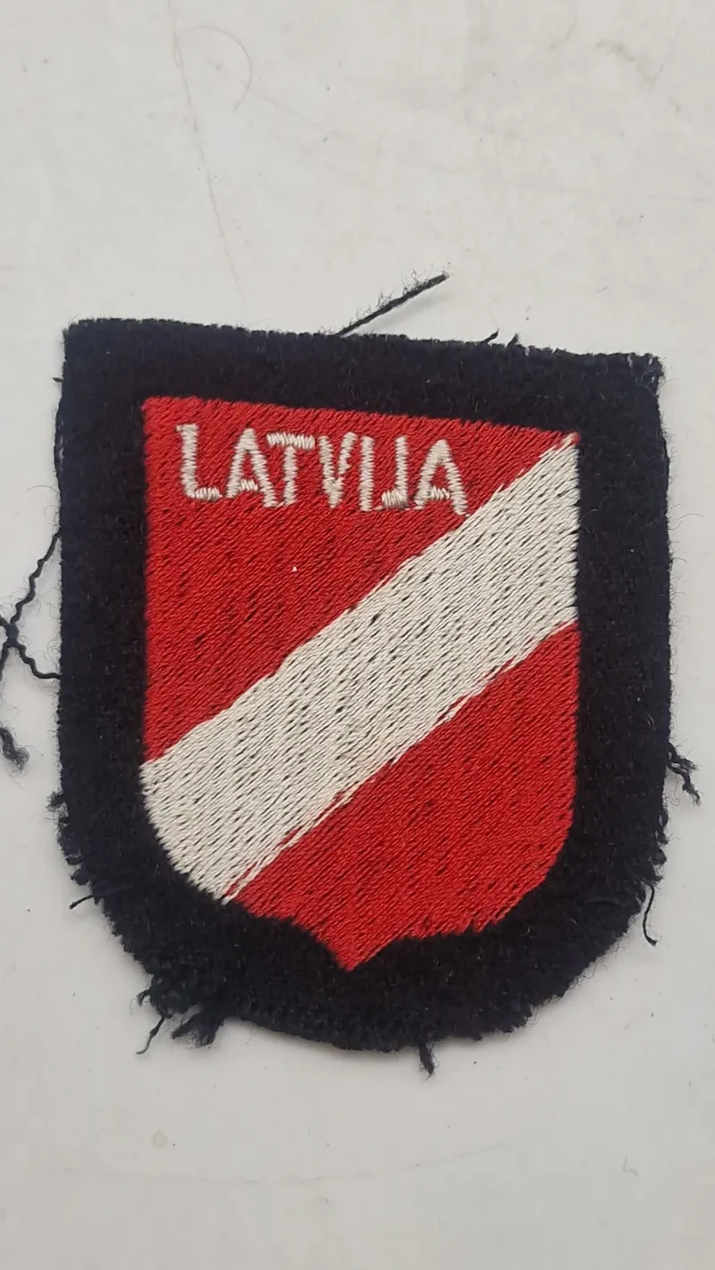 Originalt  Latvian (Latvija) SS Volunteer Sleeve Shield