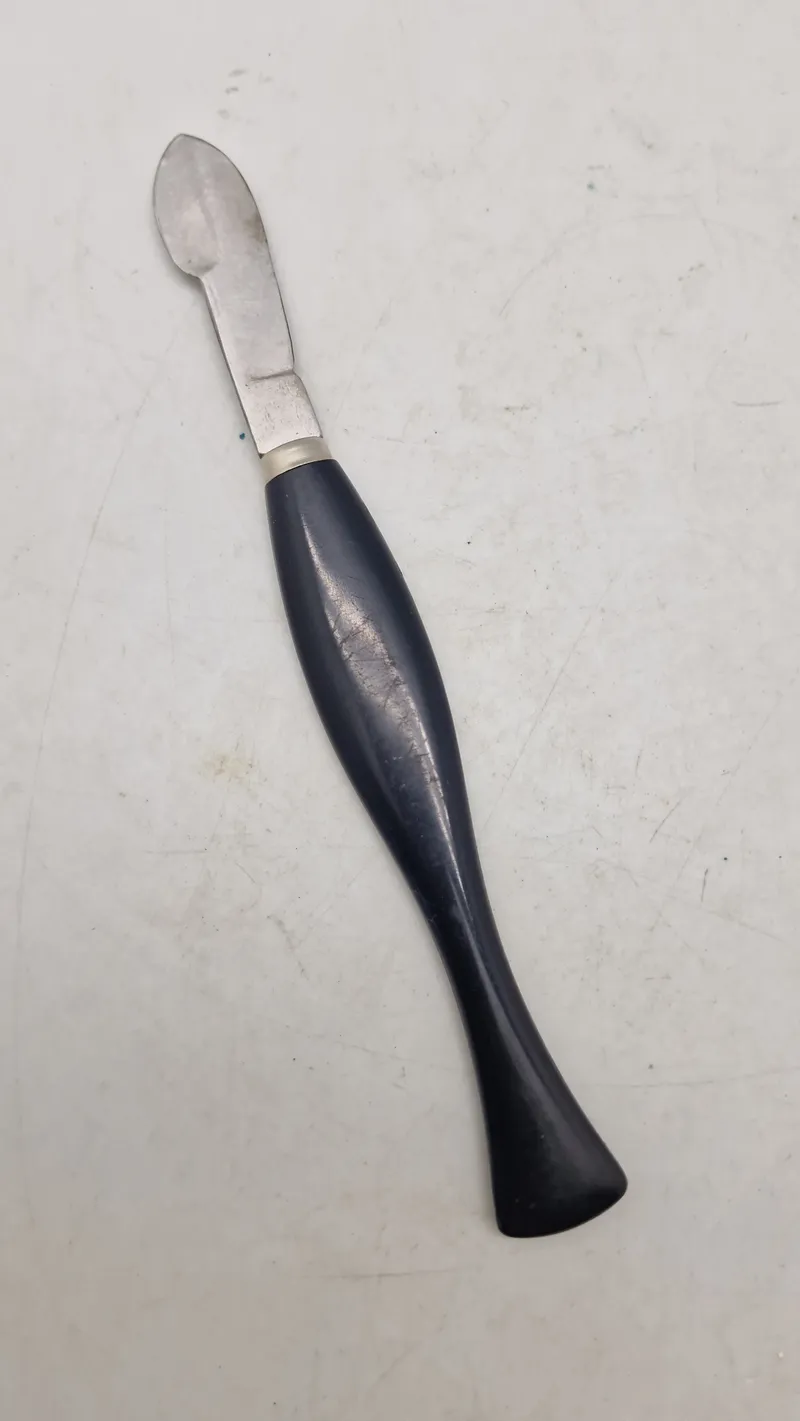 Antik kiruisk kniv