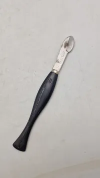 Antik kiruisk kniv