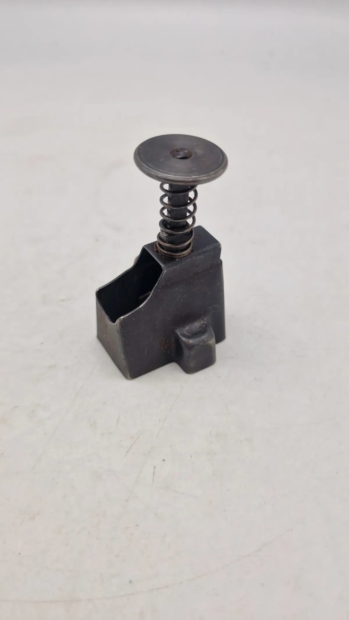 Original speedloader for Husqarna maskinpistol