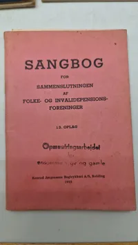 Samling lærebøger mm fra forsvaret