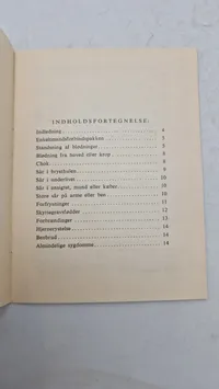 Samling lærebøger mm fra forsvaret