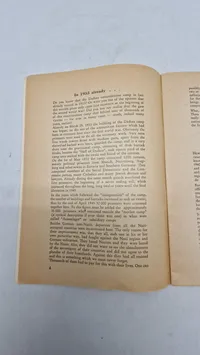 Hæfter omhandlende Dachau KZ lejr