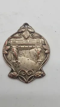 Carlsberg medalje med elefant porten