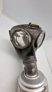 Original Tysk gummi gasmaske M38 stemplet flr/str 2 med overmalet filtrator