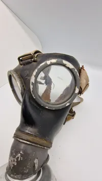Original Tysk gummi gasmaske M38 stemplet flr/str 2 med overmalet filtrator