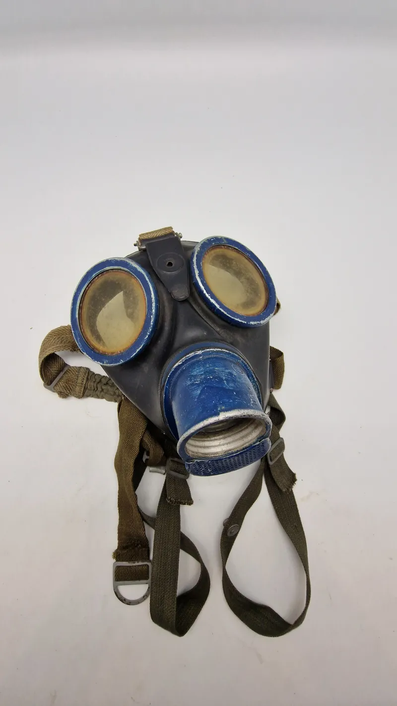 Original Tysk gummi gasmaske M38 Stemplet clf/ str 3