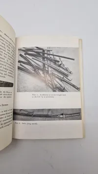 The samurai sword / John M. Yumoto