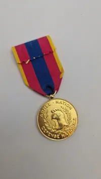 Original fransk nationale forsvarsmedalje (Médaille de la Défense nationale)