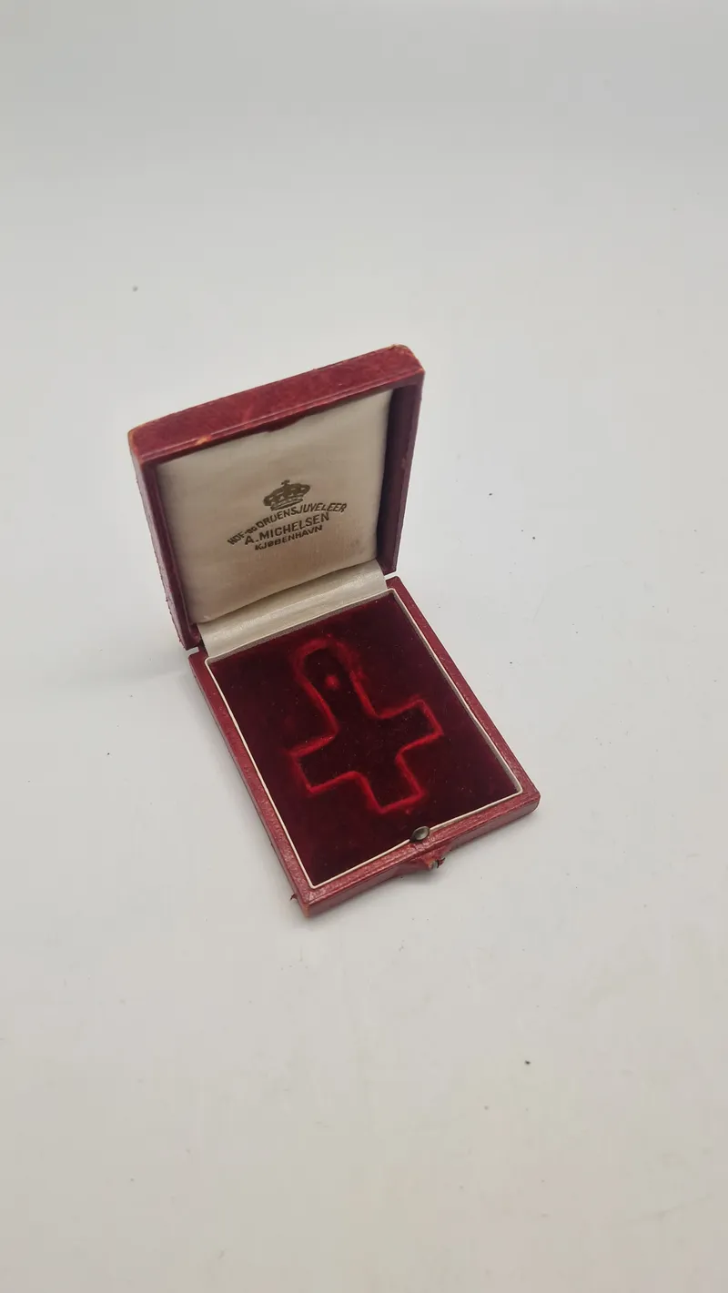 Original dansk tildelingsæske røde kors medalje WW1  (Anton Michelsen)