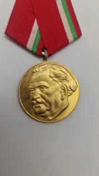 Samling originale Bulgarske  medaljer og tildelingsbeviser fra samme mand