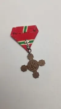 Originalt mindekors for Bulgariens uafhængighed i 1908.