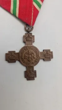 Originalt mindekors for Bulgariens uafhængighed i 1908.