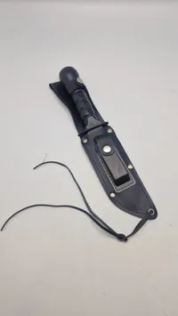 Overlevelses kniv