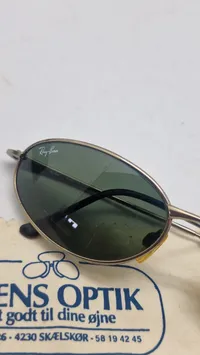 Originale Rayban solbriller med etui